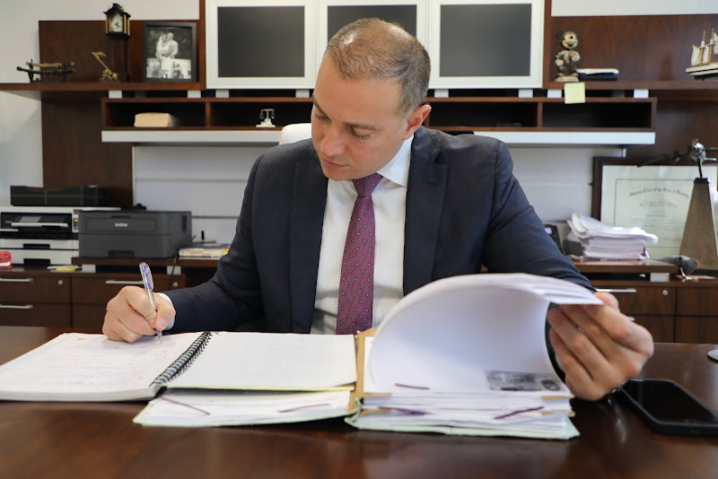 DLE Lawyers | Abogados De Accidentes Miami