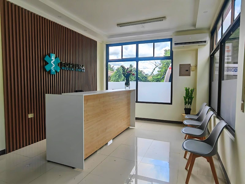 Fortuna Medical Center - Medical Center in Alajuela Province