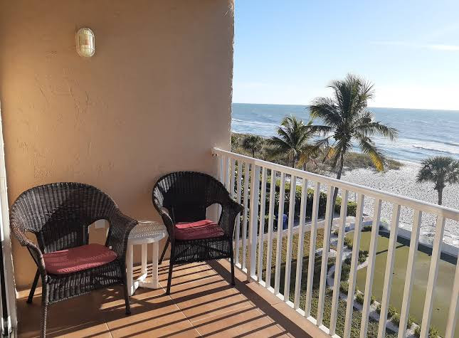 Turtle Crawl Inn Resort