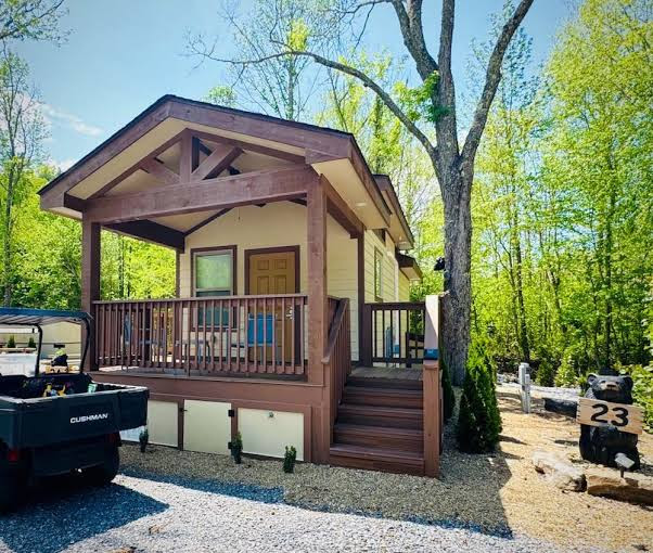 Dudley Creek RV Resort - Campground in Gatlinburg