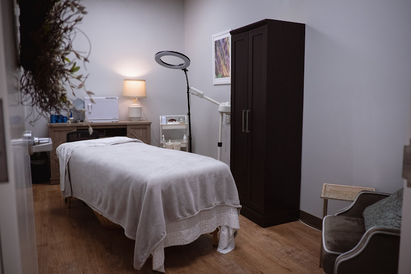 Pure Salon - Beauty salon in South Haven