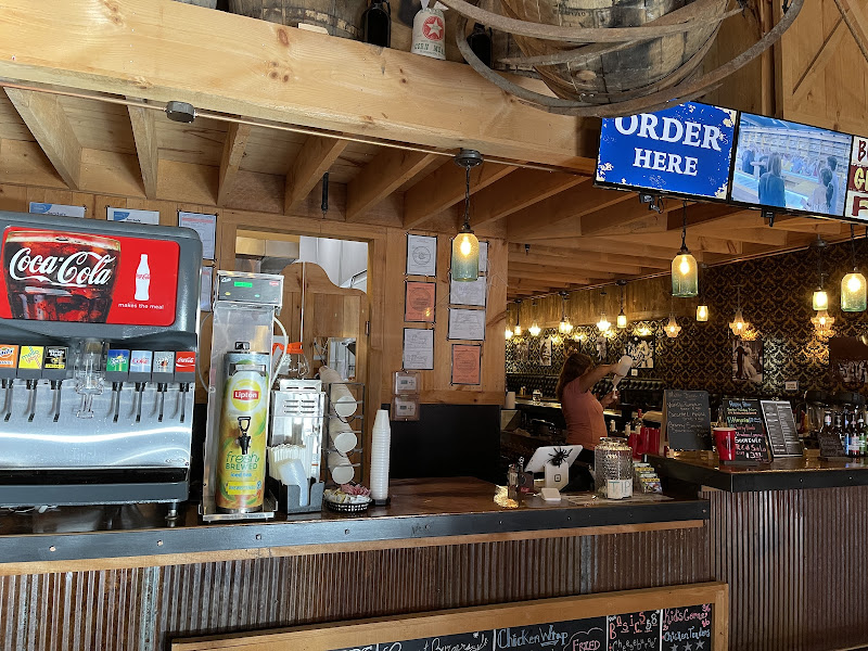 Smith Creek Moonshine - Bar & grill in Branson