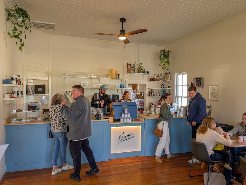 Kinnor Coffee & Cocktails - Coffee shop in New Braunfels