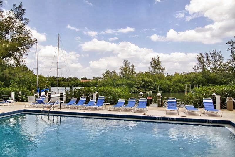 Longboat Bay Club - Resort hotel in Longboat Key