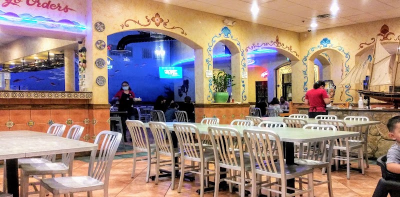 Golden Seafood - Seafood restaurant in Houston