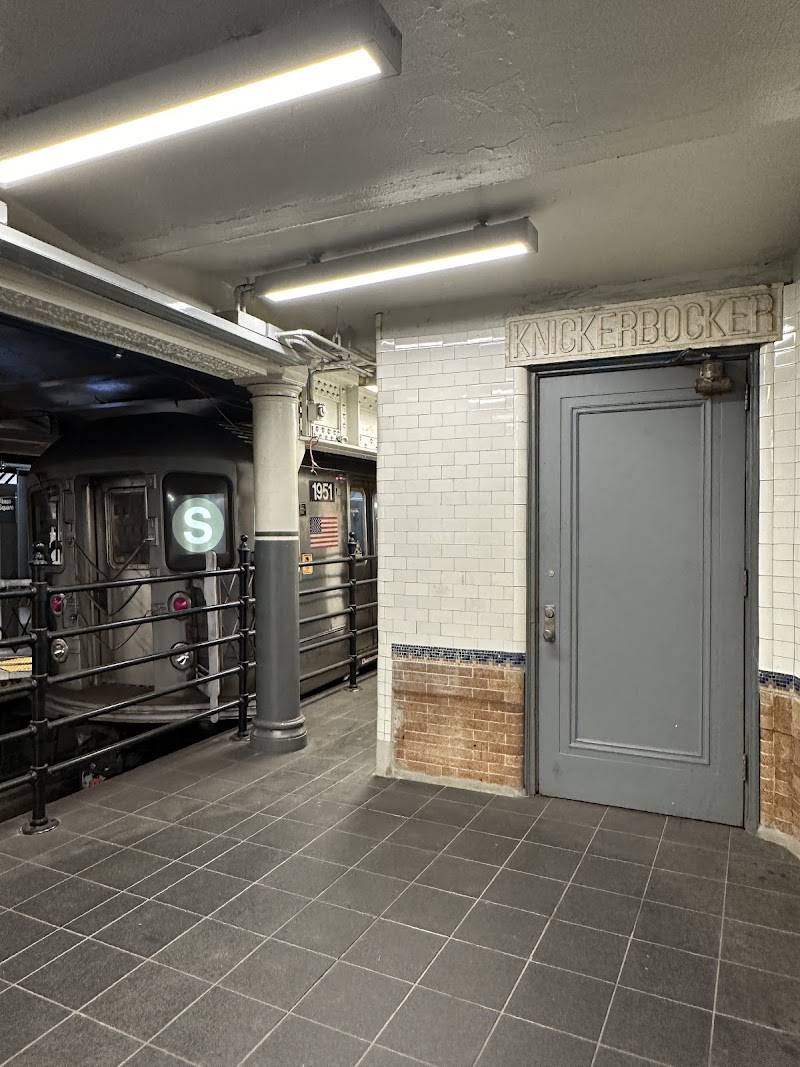 Door to Nowhere - Tourist attraction in New York