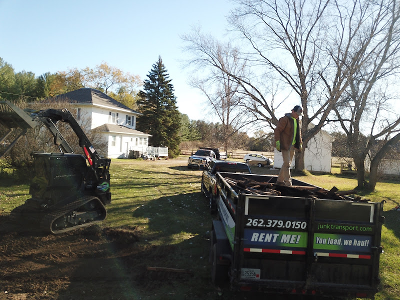 Junk Transport - Junk Removal Service - Geneva Lakes Area - Garbage collection service in Elkhorn