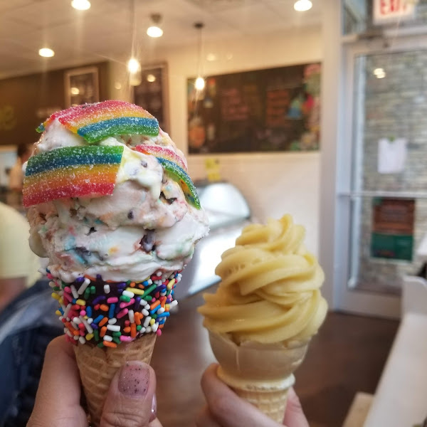 Cone Gourmet Ice Cream - Ice cream shop in Chicago