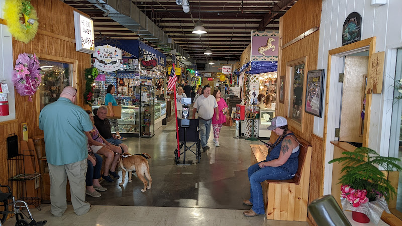 Flea Traders Paradise