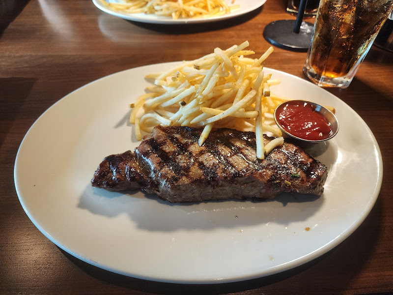 J. Alexander's Restaurant