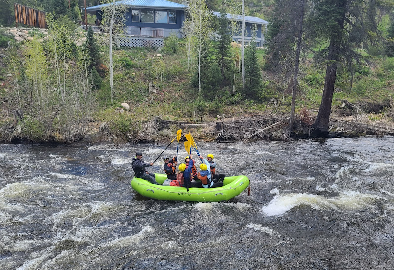 Bucking Rainbow Outfitters - Raft trip outfitter in Steamboat Springs