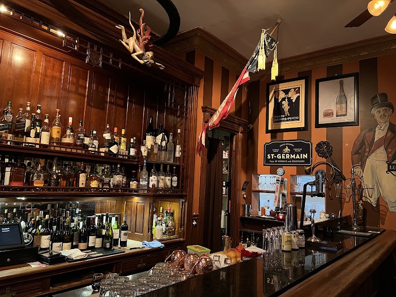 The Baker House and Lake Geneva Steak House - Restaurant in Lake Geneva