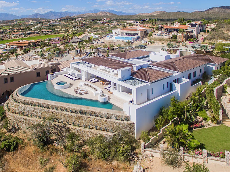 Luna Cabo Property Management & Rentals Los Cabos - Vacation home rental agency in El Arenal
