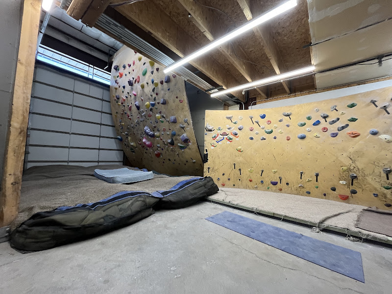 MonkeyBar Climbing Gym - Gym in Mammoth Lakes