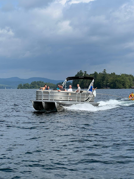Custom Boat Tours and Rentals - Boat rental service in Lake George