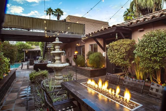 Hotel California - Resort hotel in Palm Springs