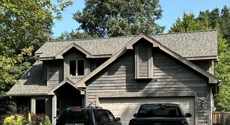 Lakefront Roofing & Exteriors, LLC - Roofing contractor in South Haven