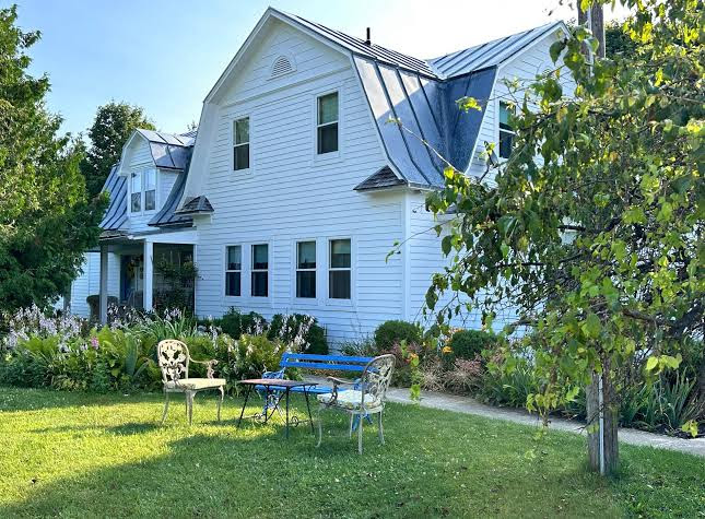 The Inn at Windmill Farm - Bed & breakfast in Baileys Harbor