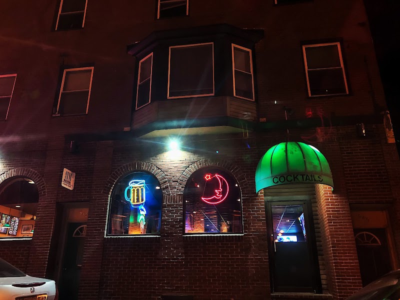 Pizza Villa - Pizza restaurant in Portland