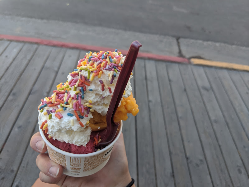 Häagen-Dazs Ice Cream Shop