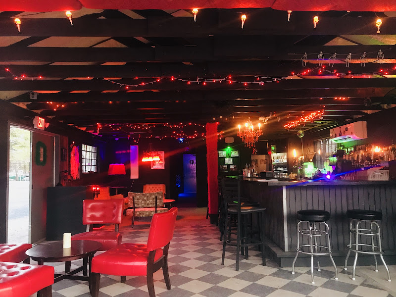 27 CLUB - Bar in Asheville