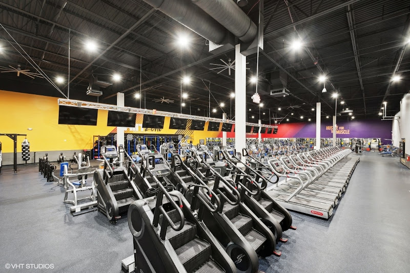 Crunch Fitness - Regency Park