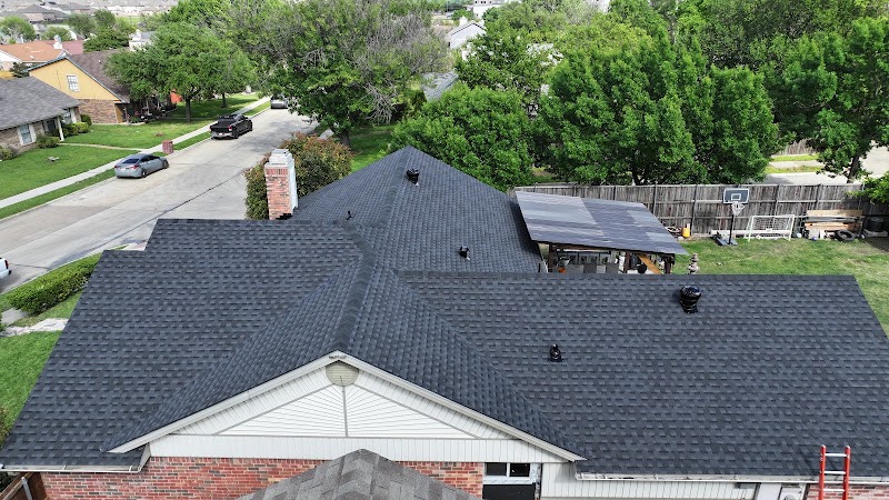 Reveles Roofing photo