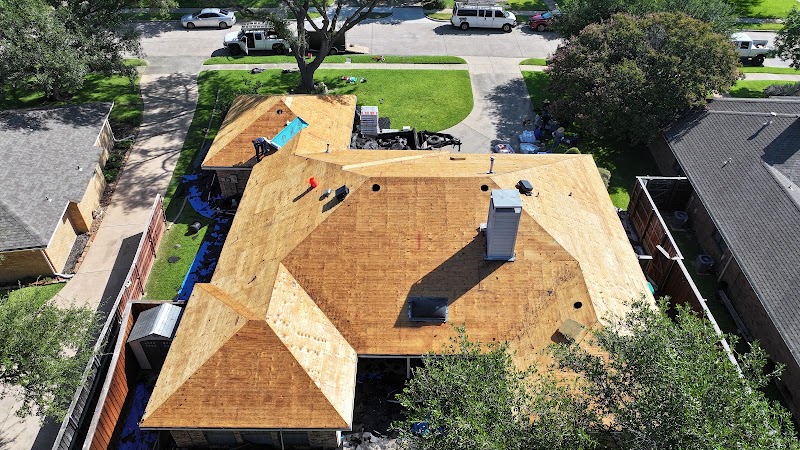Reveles Roofing photo