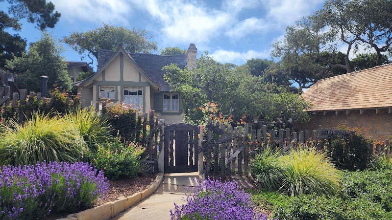 Hansel and Gretel Cottages - Tourist attraction in CA 93921