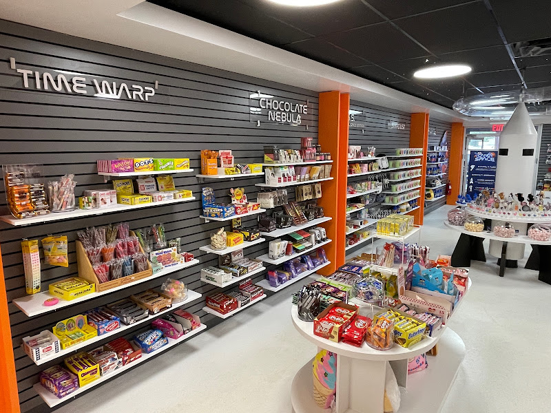 The Candy Space - Candy store in Lake George