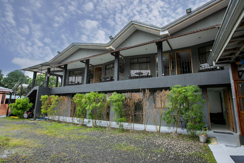 Coati Arenal Lodge - Hotel in 50 m sur de Banco de Costa Rica Alajuela La Fortuna