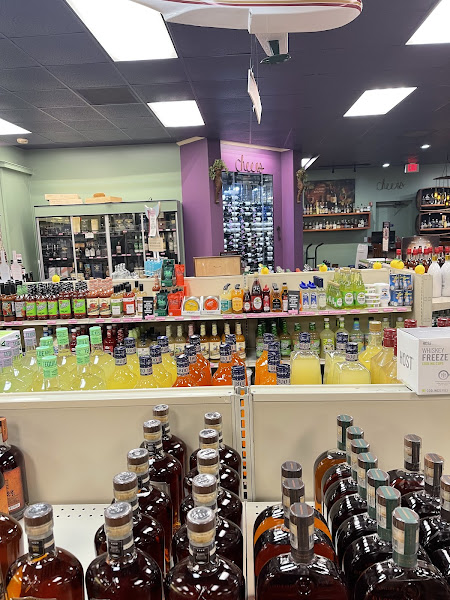 Kelley's Beach Liquors - Liquor store in Destin