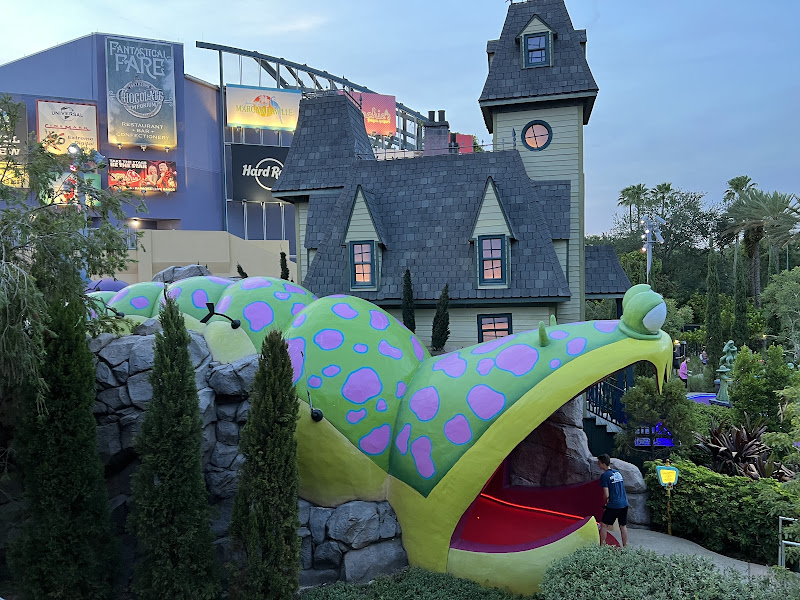 Hollywood Drive-In Golf