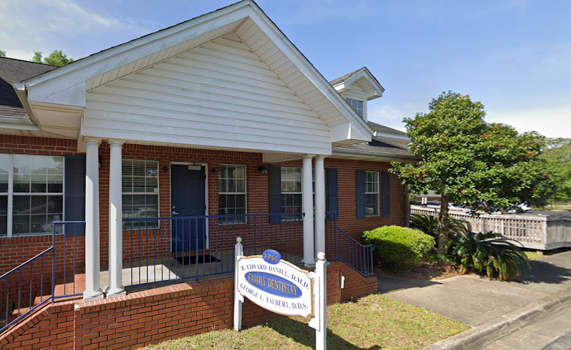 Noah H Barnes DMD PA