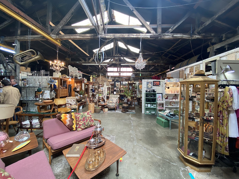 Modern Antiquarium - Antique store in Healdsburg