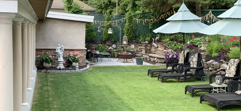 Romeo & Giulietta's Hideaway Inn/B&B - Inn in Lake George