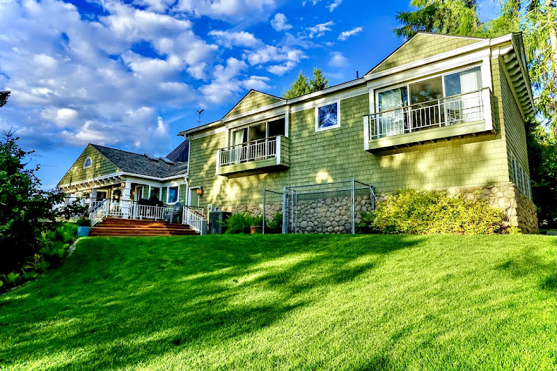 Kidd Island Point Vacation Rental on Lake Coeur d’ Alene - Vacation home rental agency in Coeur d'Alene