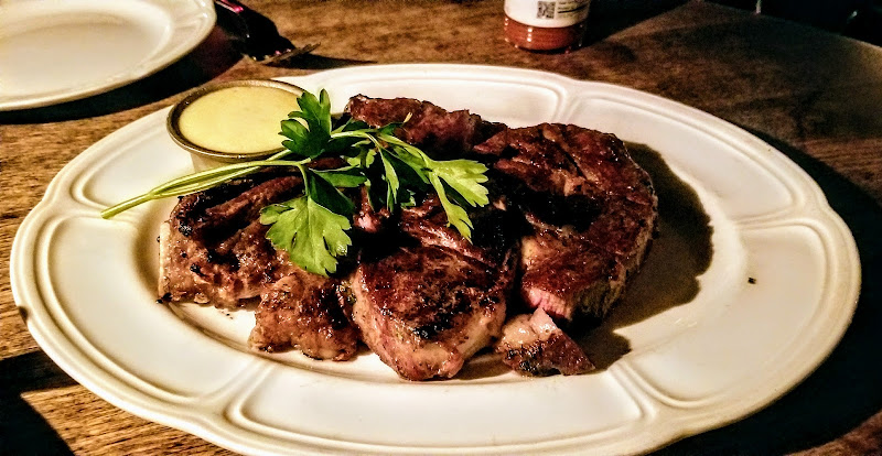 Bavette's Bar & Boeuf