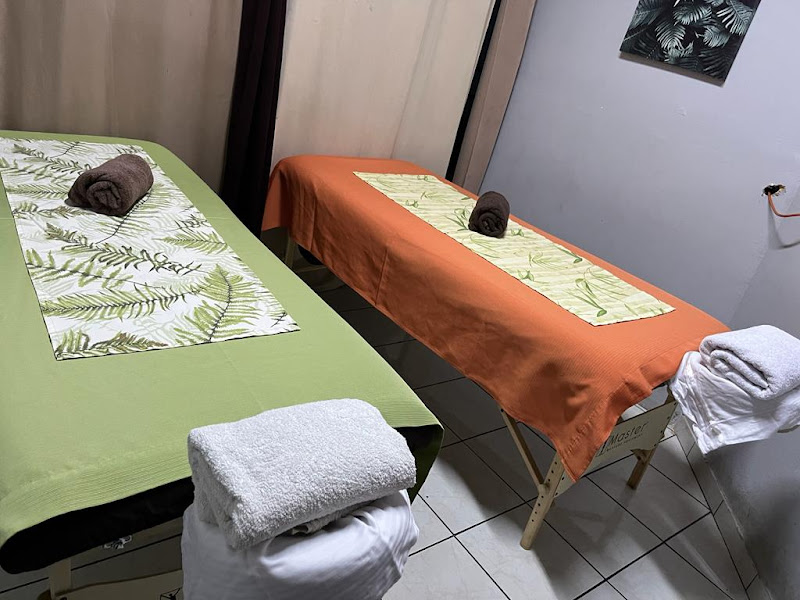 Helechos Spa and Beauty Salon - Spa in Burío Mall