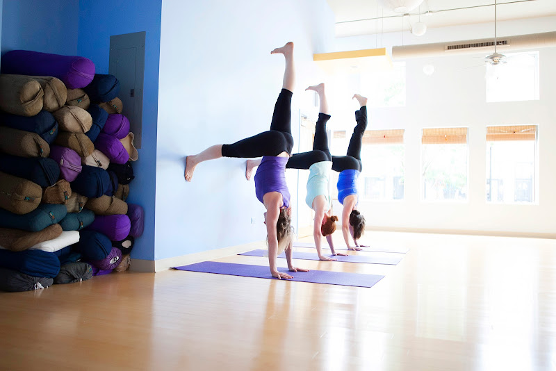 Bloom Yoga Studio - Yoga studio in Chicago