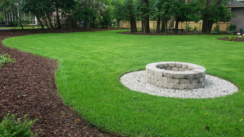 Crescent Moon Landscaping - Landscaper in Charleston