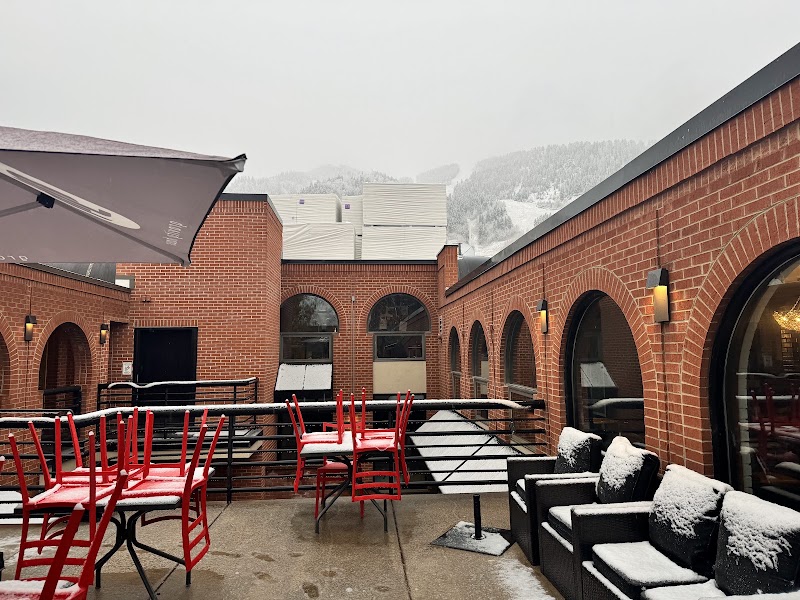 Unravel Coffee + Bar - Coffee shop in Aspen