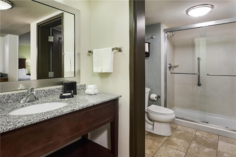 Hampton Inn & Suites Destin photo