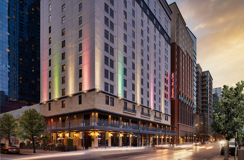Hampton Inn & Suites Austin Downtown
