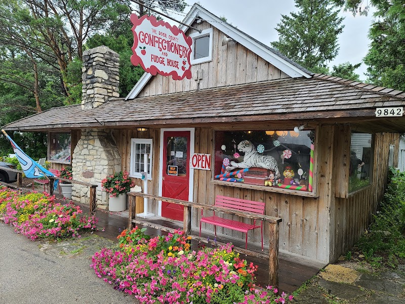 The Door County Confectionery & Fudge House in Ephraim - Confectionery store in Fish Creek