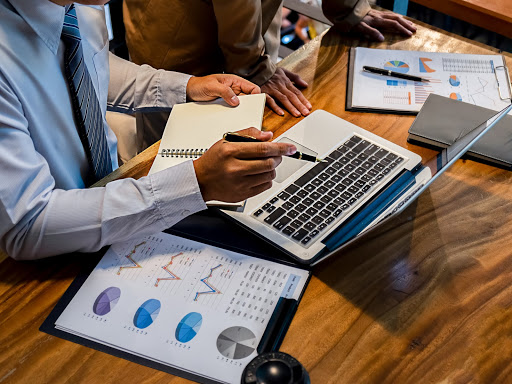 Finney & Associates Inc - Tax preparation service in Bradenton
