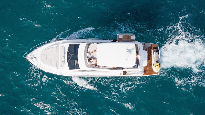 King Yacht - Boat rental service in 23453 Cabo San Lucas