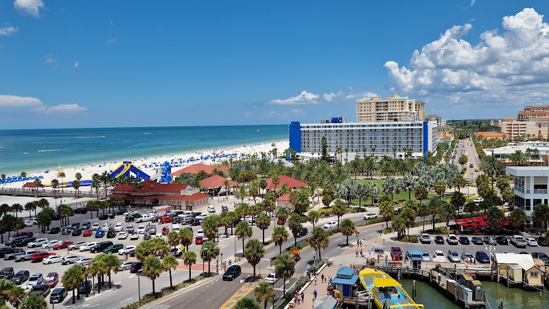 Pier House 60 Clearwater Beach Marina Hotel