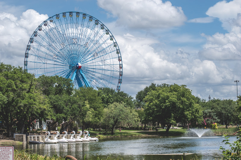 Leonhardt Lagoon Nature Walk - Tourist attraction in Dallas