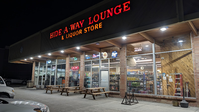 Hide-A-Way Lounge & Liquor Str